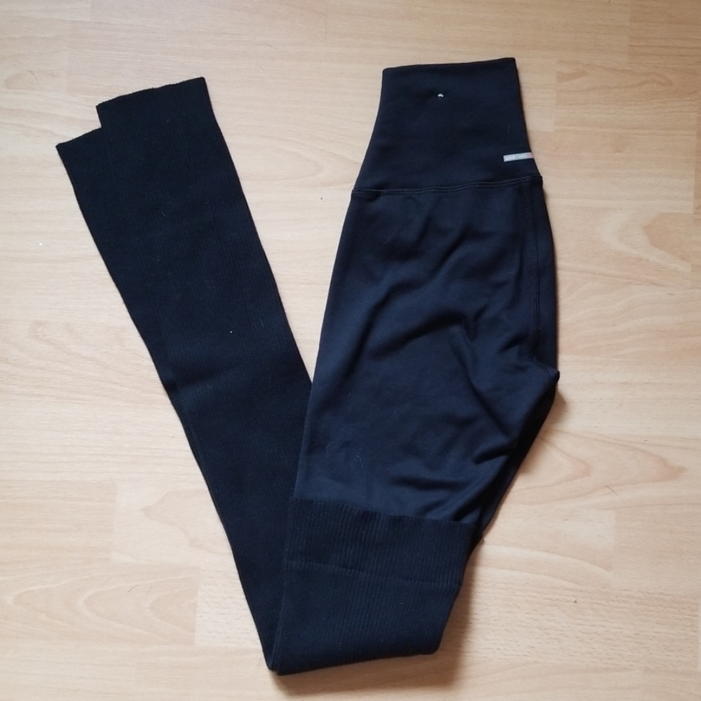 Black Aerie Leggings With Knit Detail Size XS Warm Cozy Winter